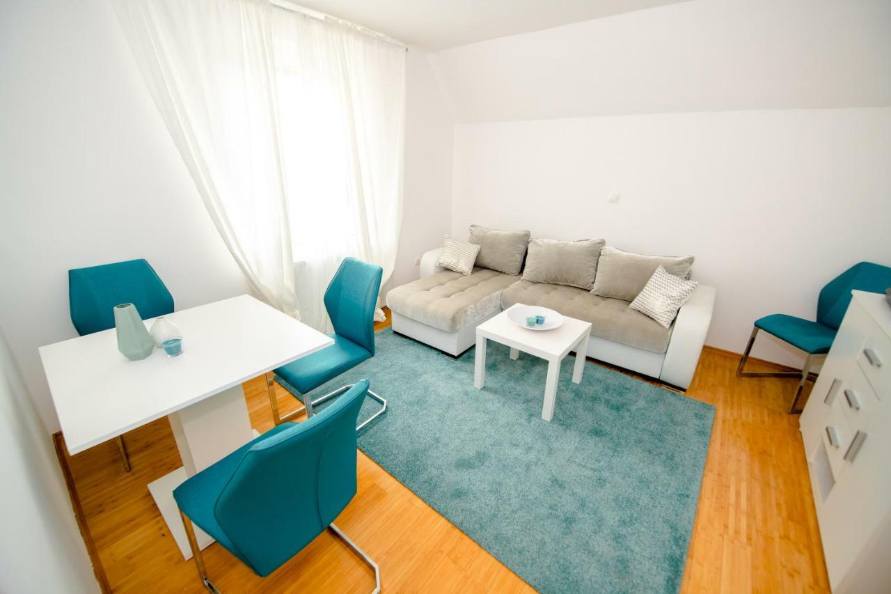 Apartment With View Жировниця Екстер'єр фото